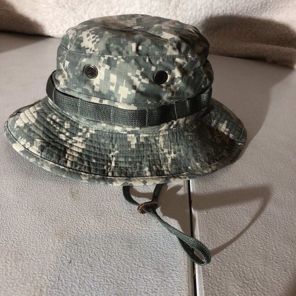 US Army Hat Sun Combat Uniform Type IV 7 1/8 Digital Camo Specialist 4 Used